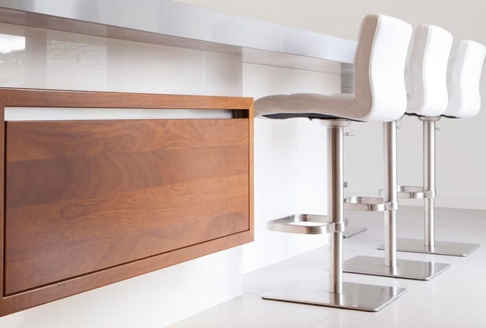 What Are Gas Lift Bar Stools?