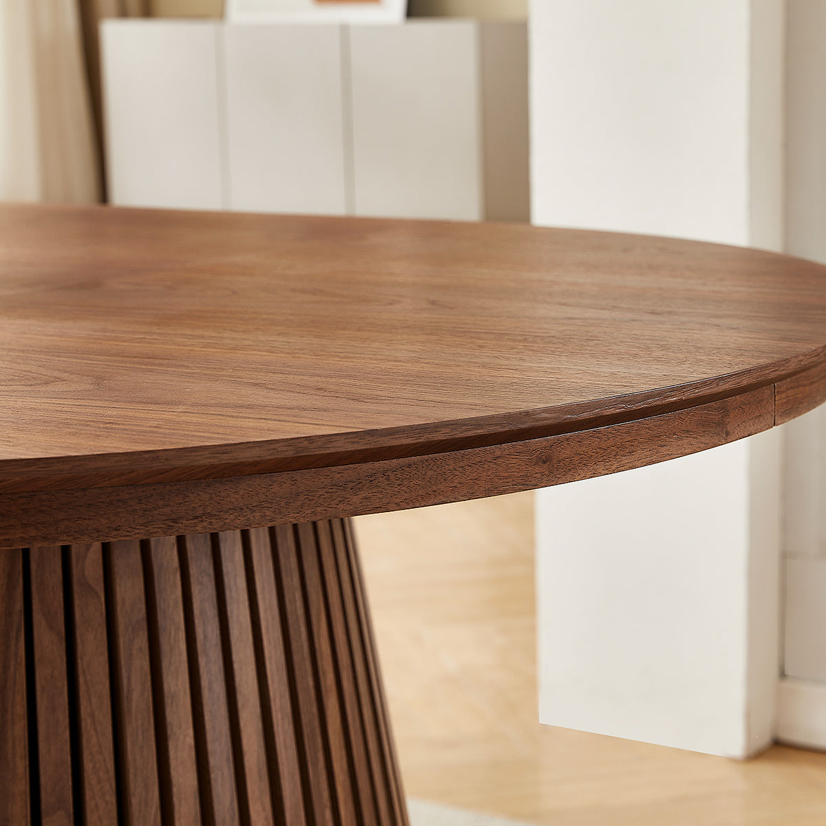 Loma Extending Oval Dining Table Walnut