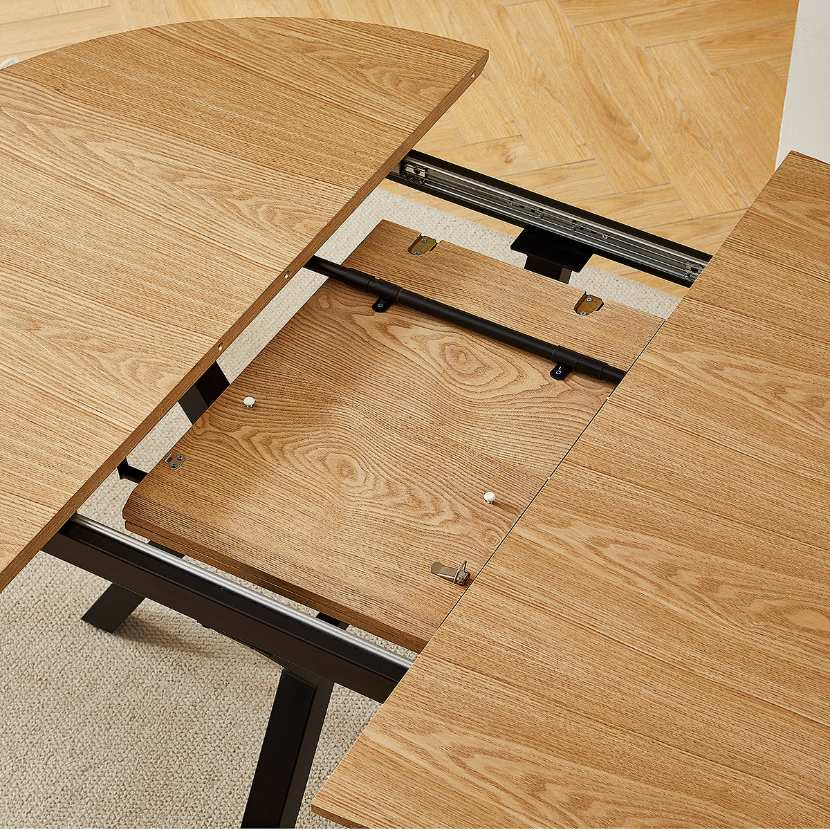 Cleo Extending Oval Dining Table Oak