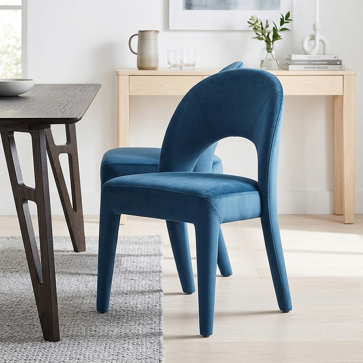 Amore Chair Blue Velvet