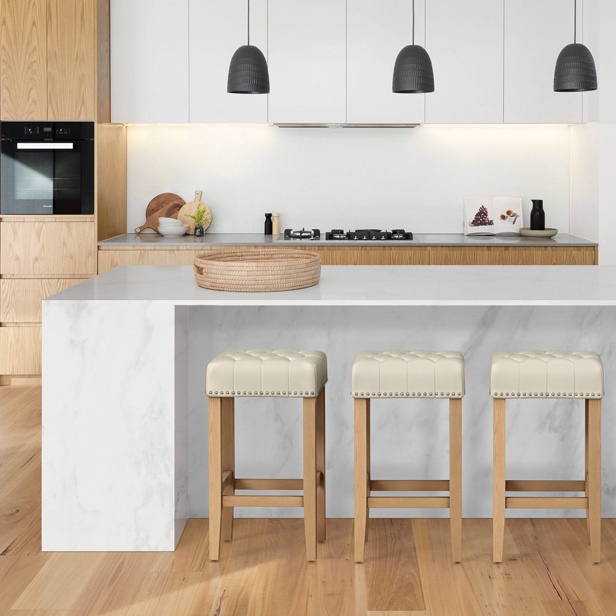 Chelsea Oak Stool Cream Leather