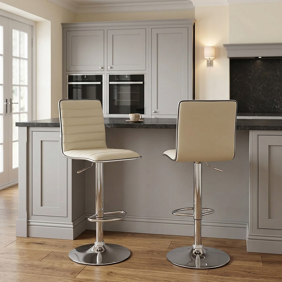 Hiline Bar Stool Cream