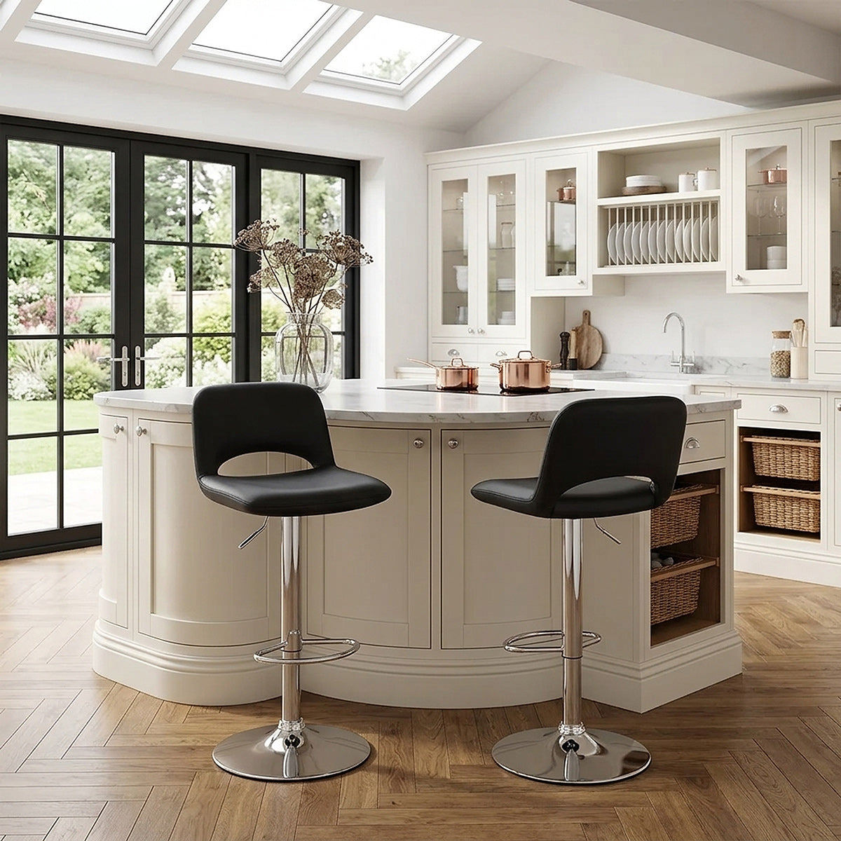 Hugo Bar Stool Black