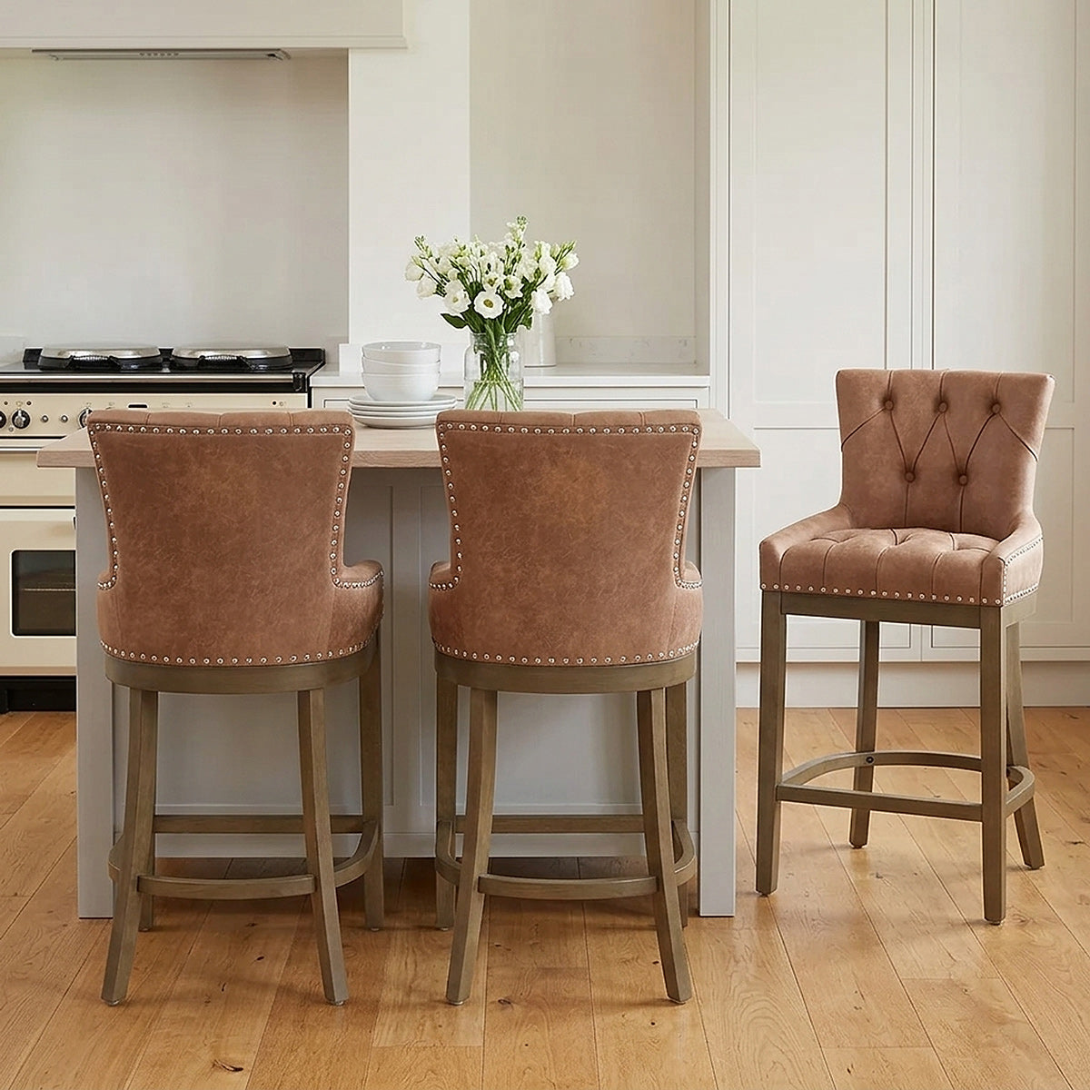 Knightsbridge Oak Stool Tan