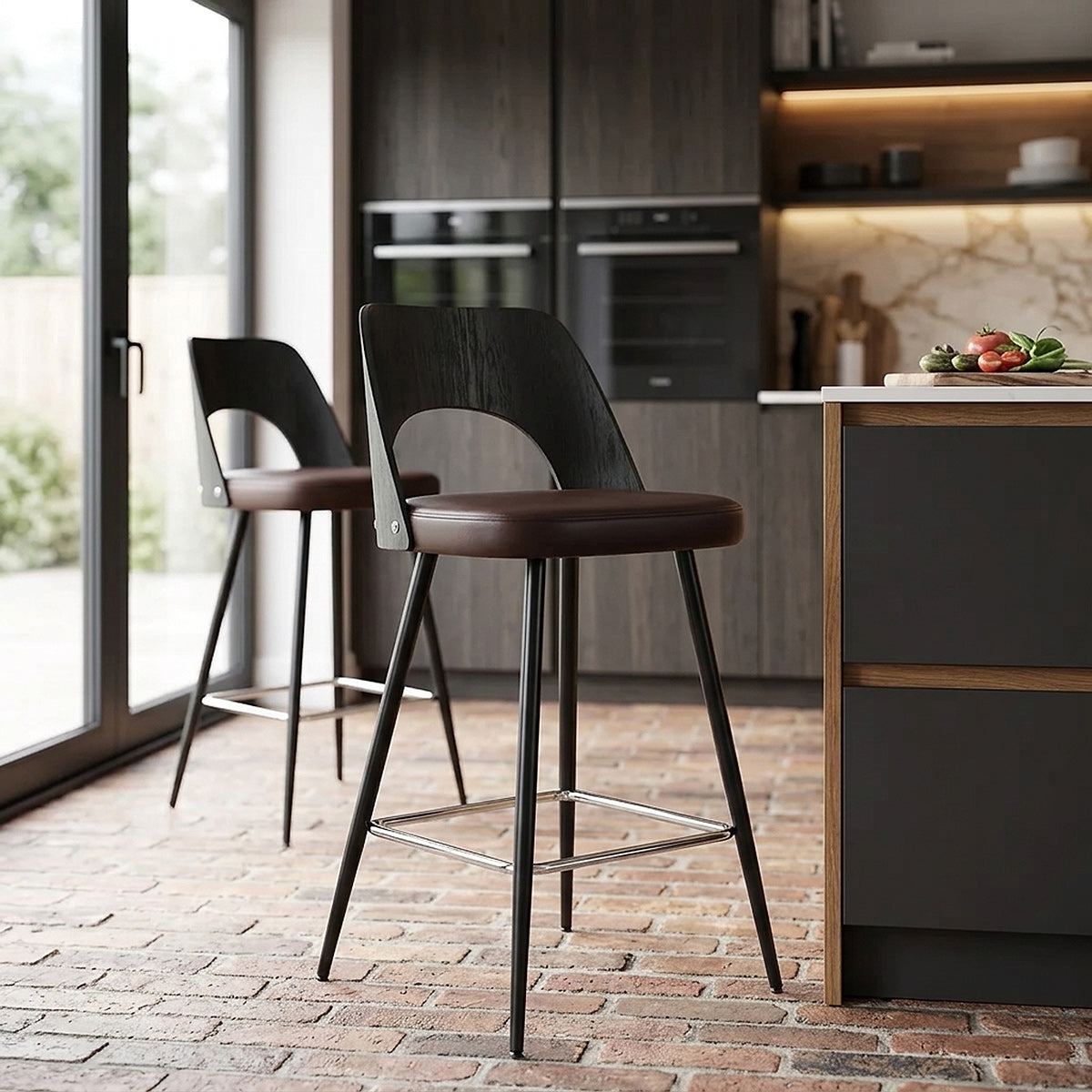 Leo Bar Stool Black Wood & Brown