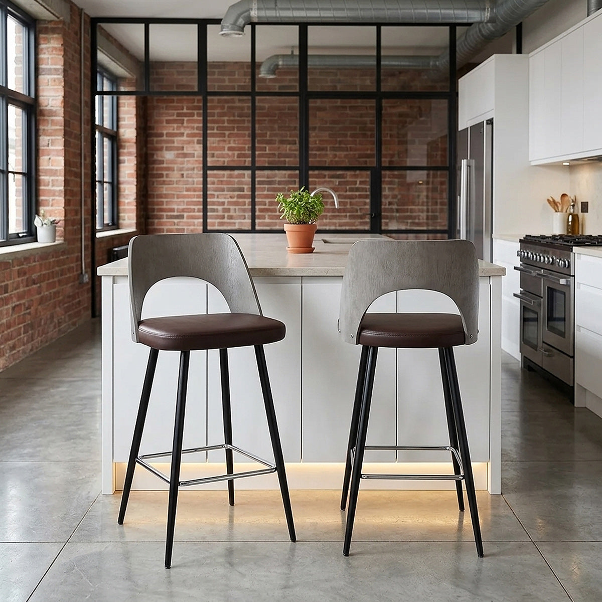 Leo Bar Stool Grey Wood & Brown