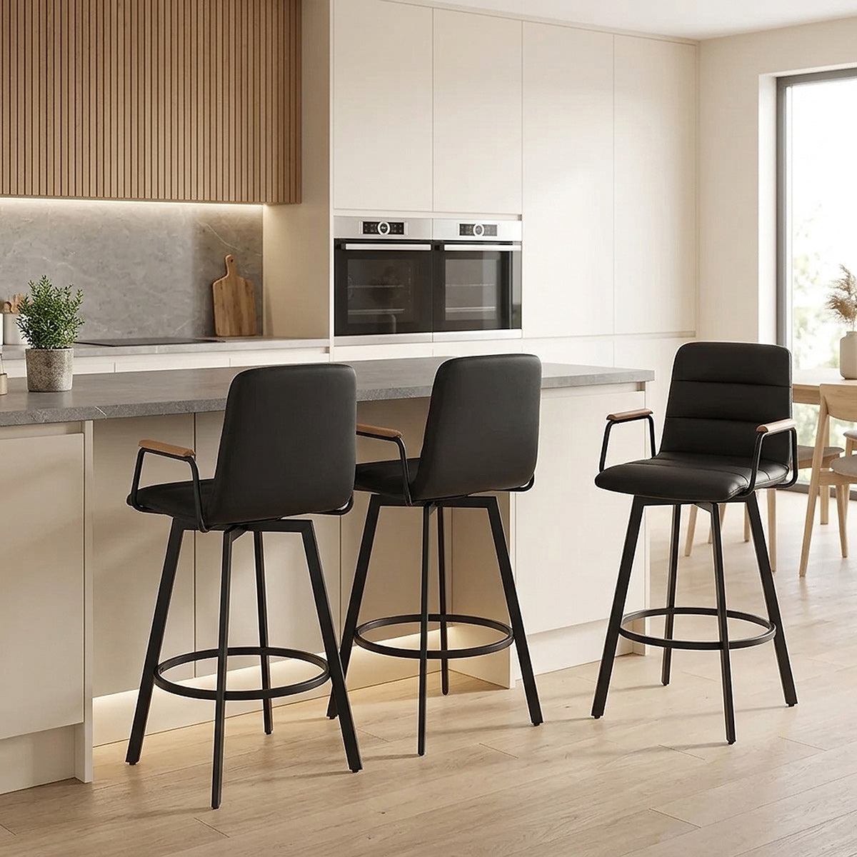 Marco Stool Oak Arms & Black Leather