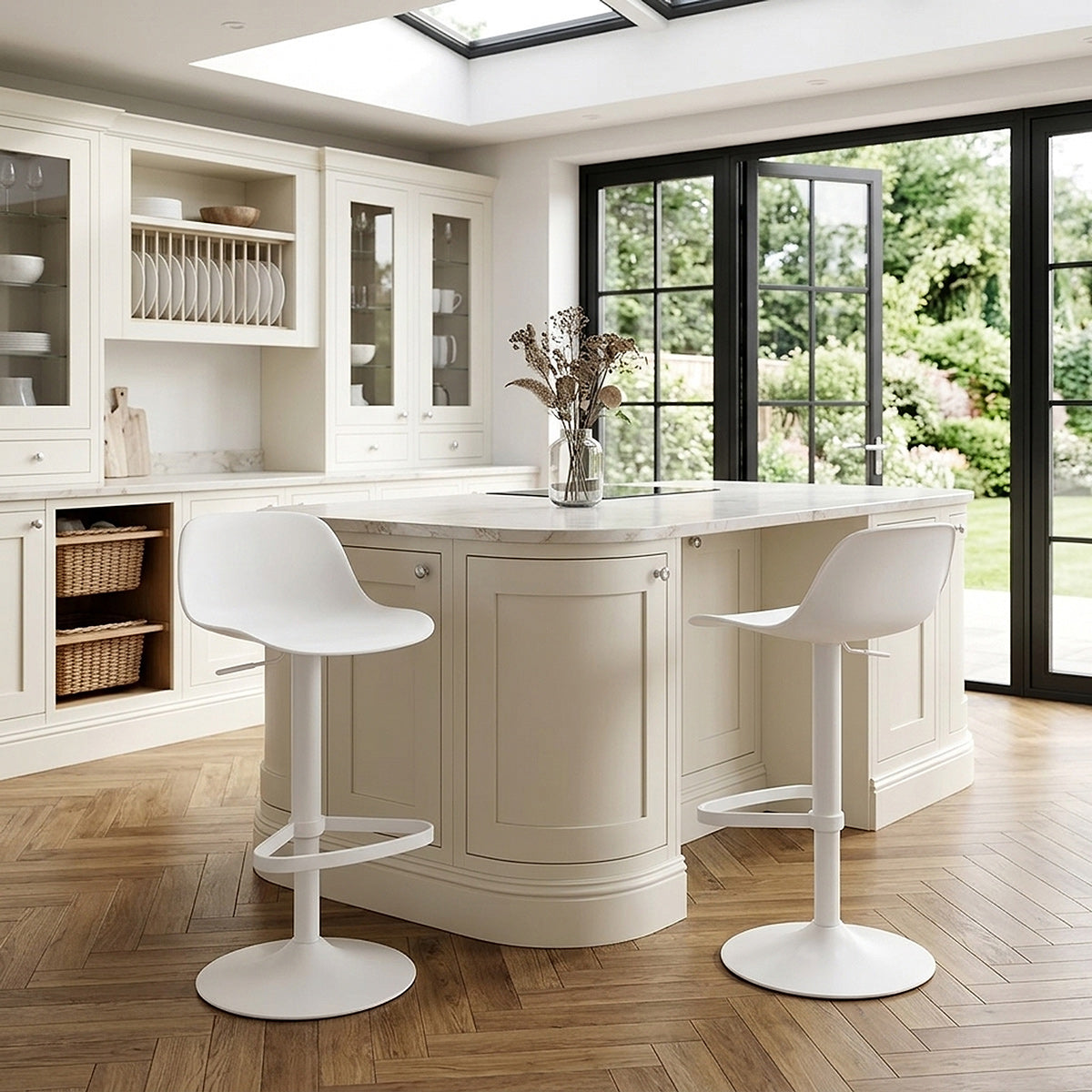 Nero Bar Stool White