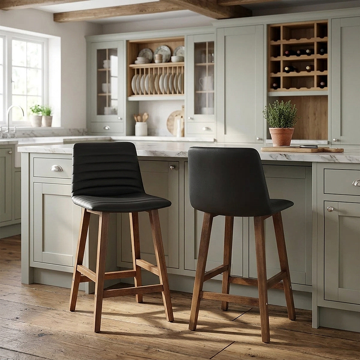 Spritz Wooden Stool Black