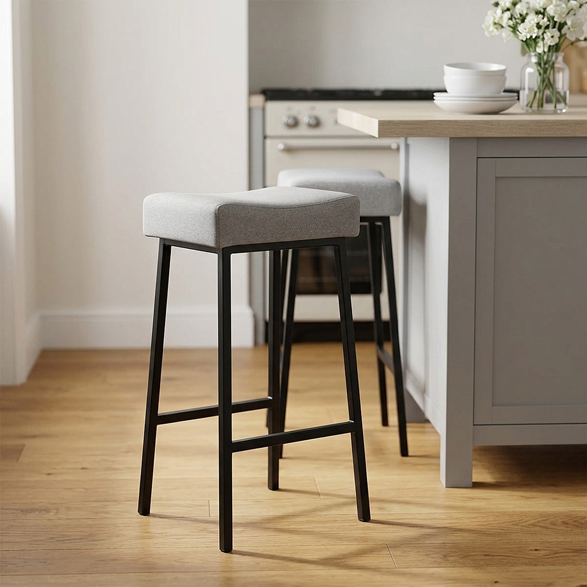 Uno Bar Stool Light Grey Fabric