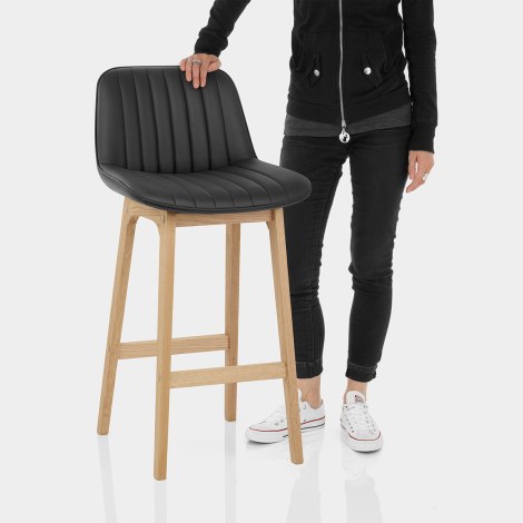 Cove Bar Stool Black Features Image