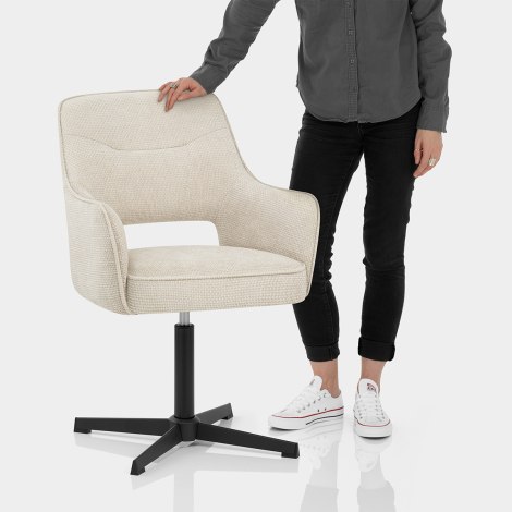 Veneto Chair Cream Fabric Features Image