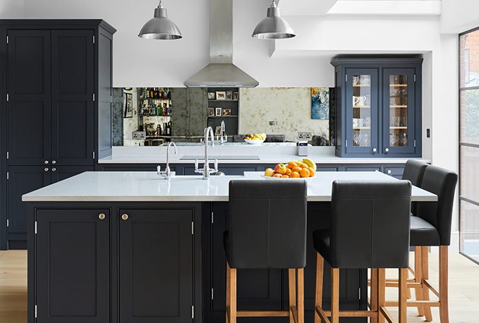 Dark Colour Scheme In Modern Kitchen