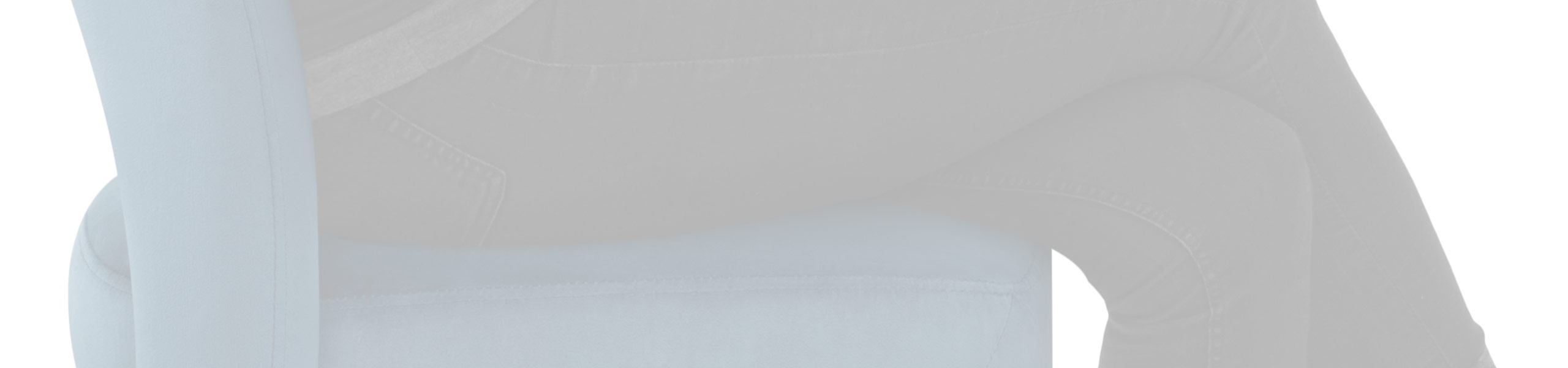 Amore Chair Blue Velvet Review Banner