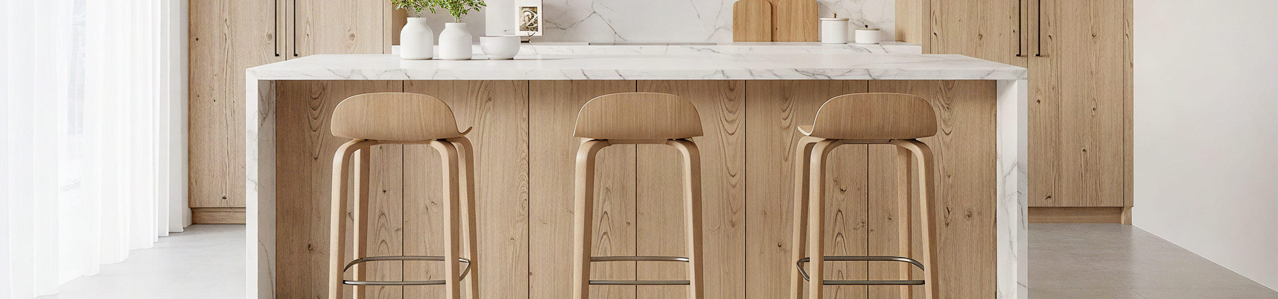 Curve Bar Stool Antique Oak Video Banner