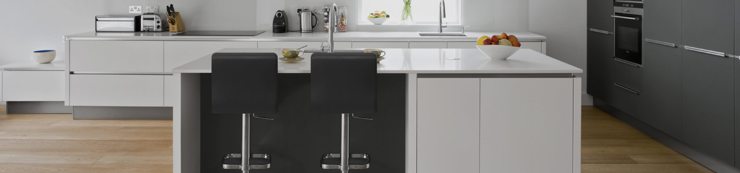 Lush Chrome Stool Black Video Banner