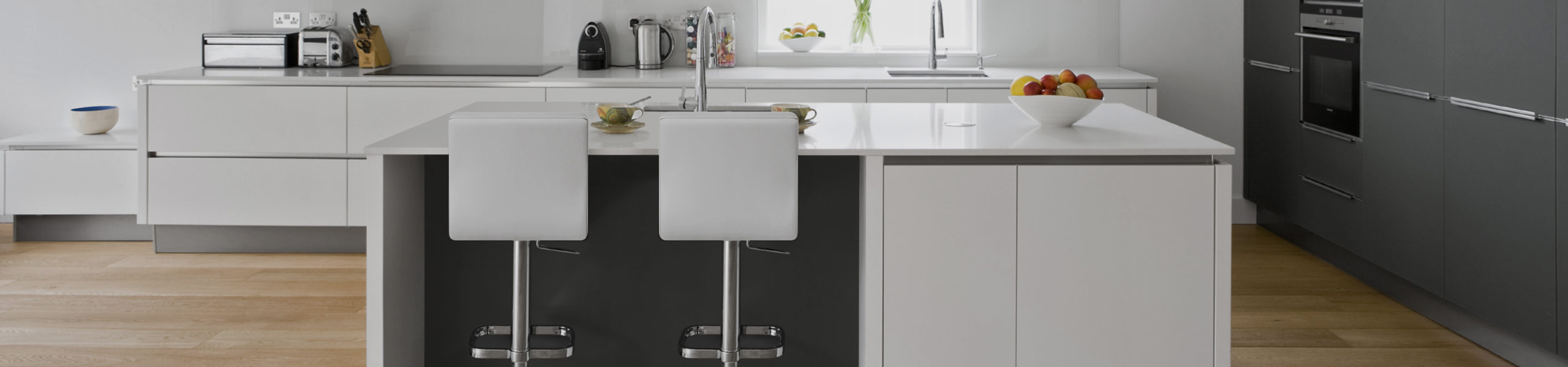 Lush Chrome Stool White Video Banner