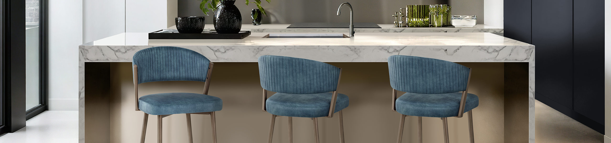 Lusso Bar Stool Blue Velvet Video Banner