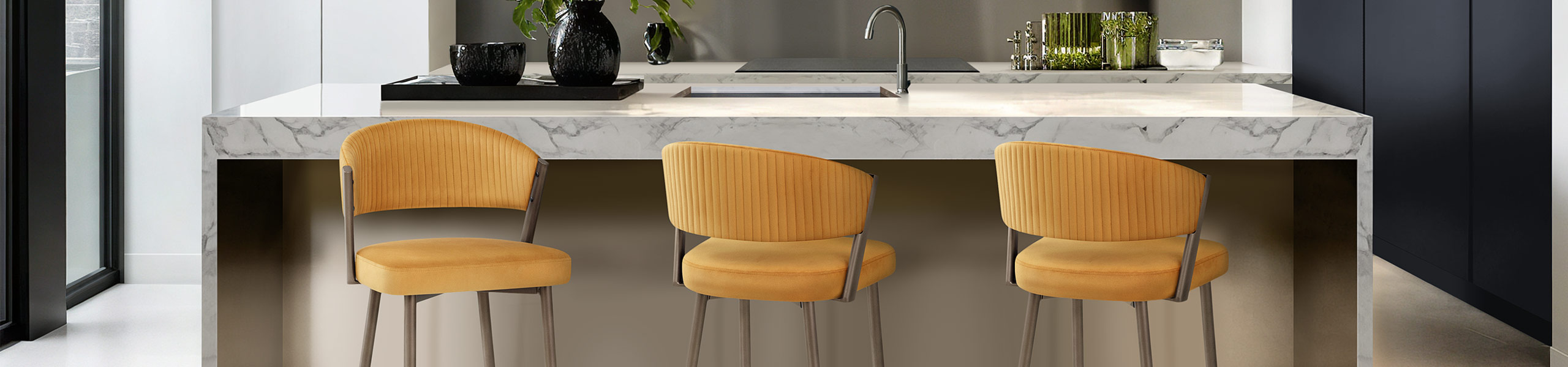 Lusso Bar Stool Gold Velvet Video Banner