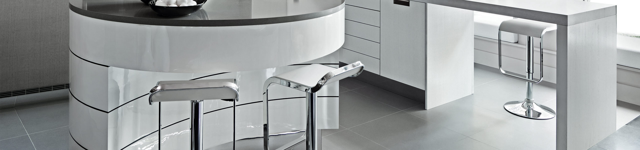Niagara Bar Stool White Video Banner